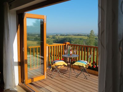 Gîte Les Volets Verts à Casssagnabère-Tournas