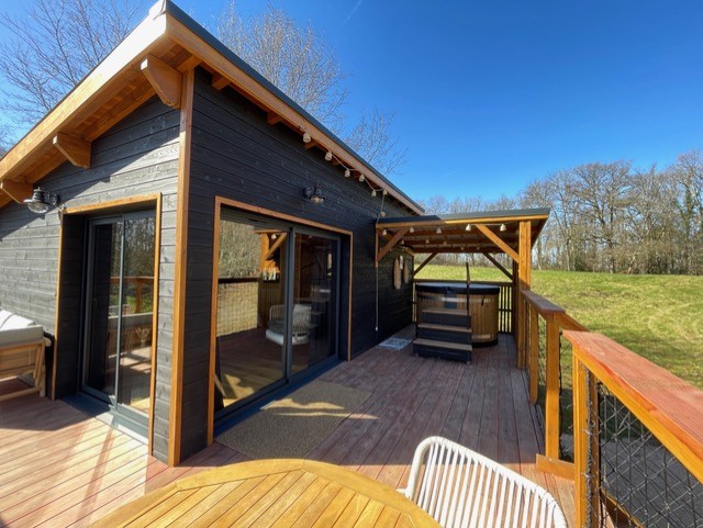 O cabanes calines -terrasse- Cardeilhac Comminges Pyrénées