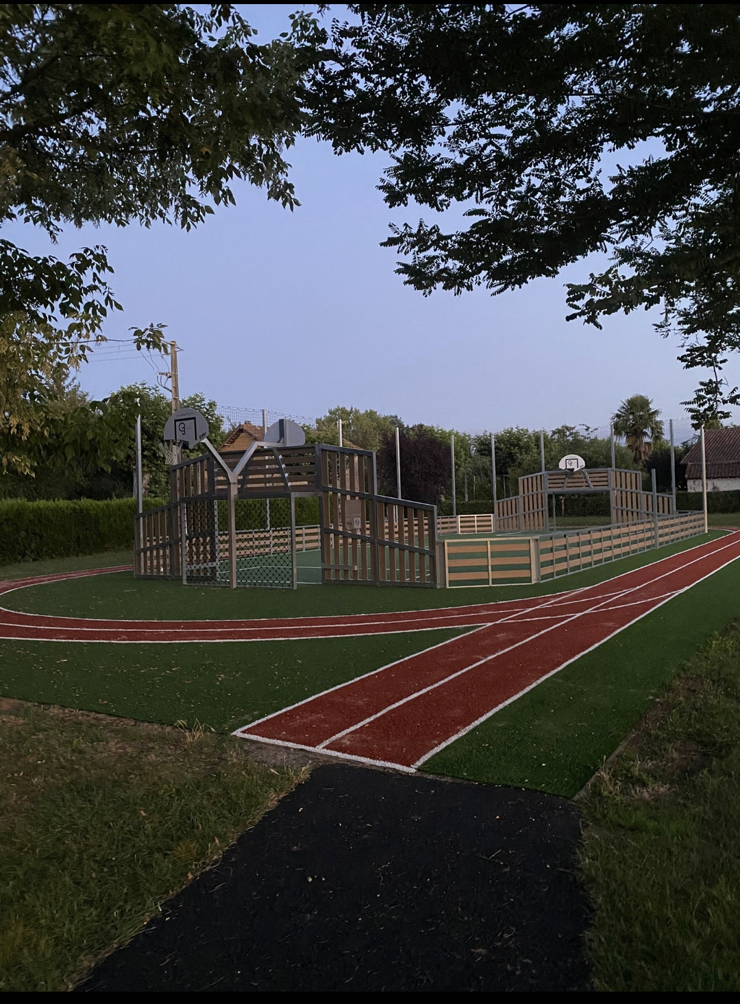 city stade L'Isle-en-Dodon